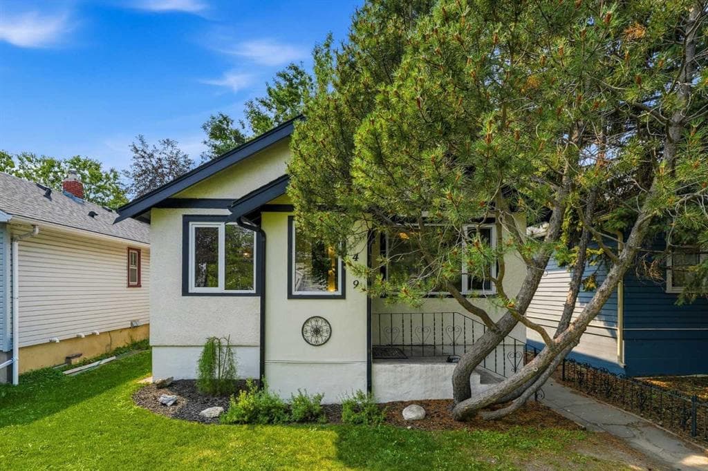 4-bed Detached for sale at 439 13 Avenue NE, Calgary