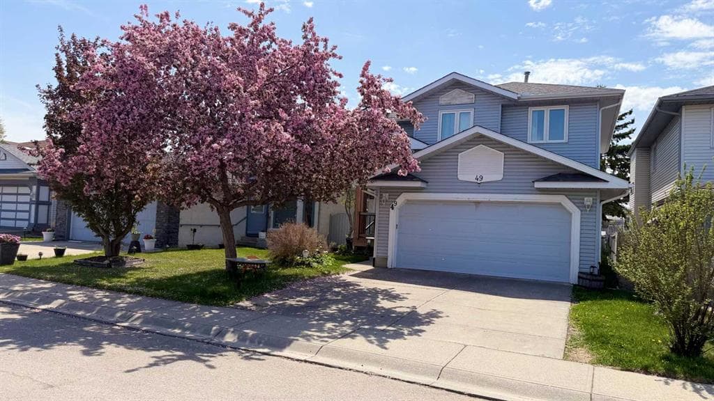 49 Applewood Court SE — photo 1