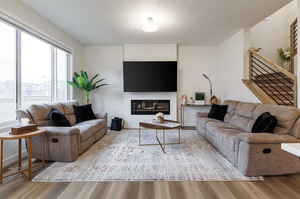 18 Legacy Reach Park SE — photo 1