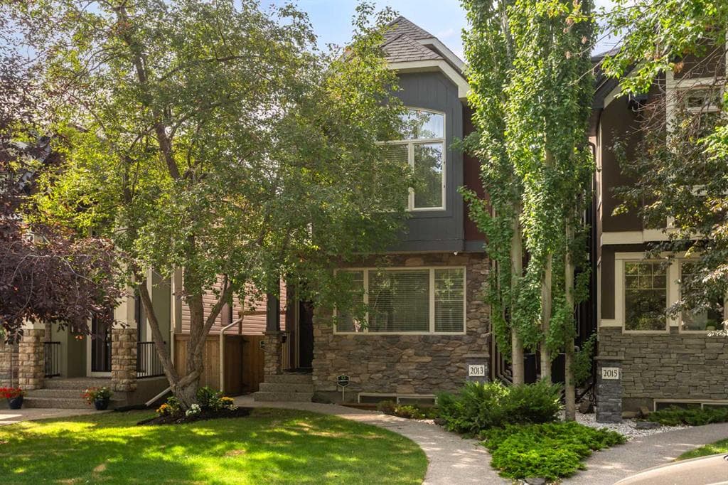5-bed Detached for sale at 2013 42 Avenue SW, Calgary