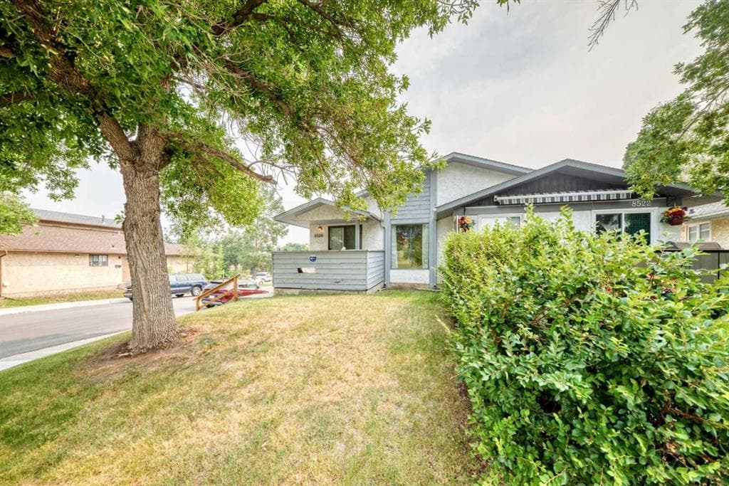 4-bed Semi-detached for sale at 8524 Berwick Road NW, Calgary