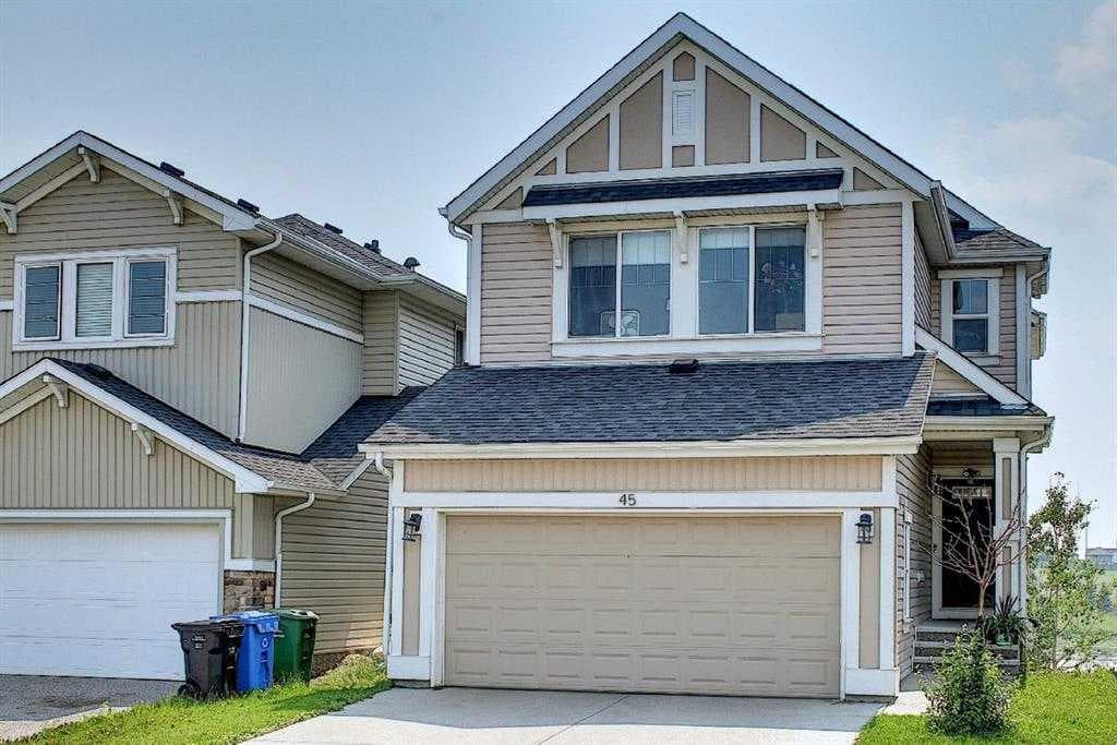 45 Redstone Drive NE — photo 1