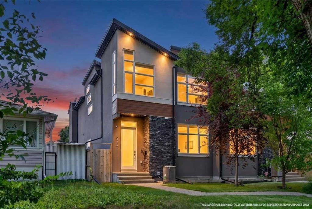 4-bed Semi-detached for sale at 217 32 Avenue NW, Calgary