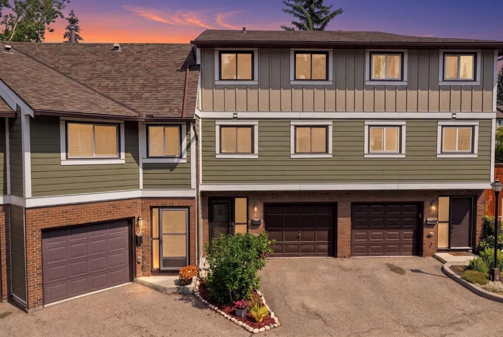 2-bed Townhouse for sale at 20, 8533 Silver Springs Road NW, Calgary