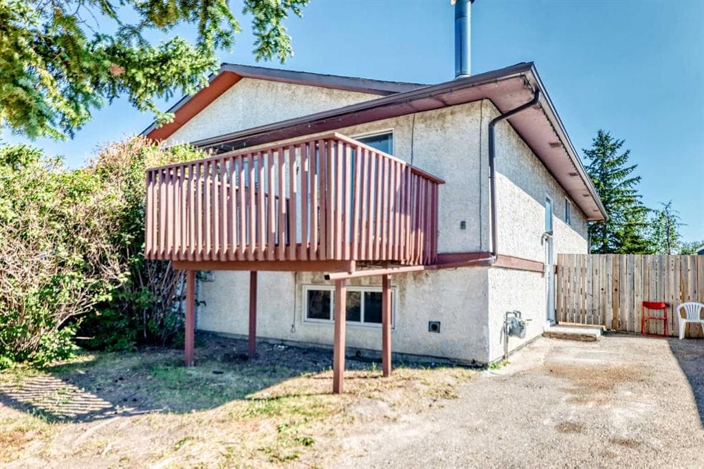 74 Fonda Drive SE — photo 1