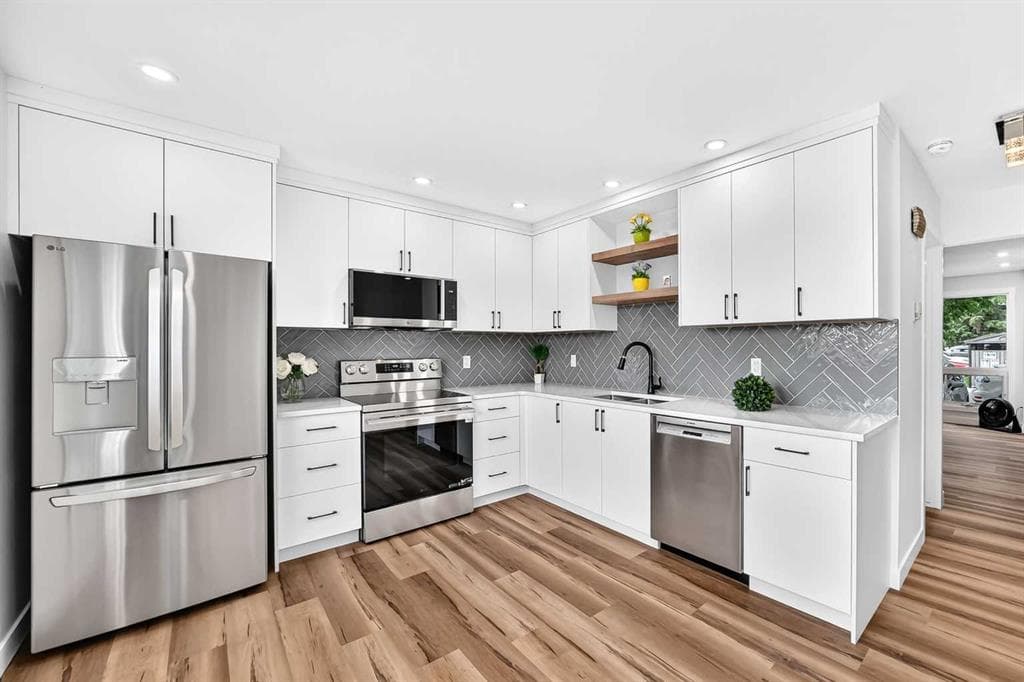 3-bed Townhouse for sale at 34, 9908 Bonaventure Drive SE, Calgary