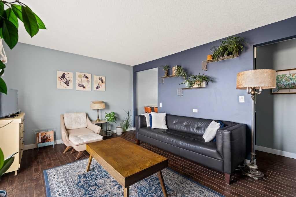 2-bed Townhouse for sale at 7, 1603 Mcgonigal Drive NE, Calgary