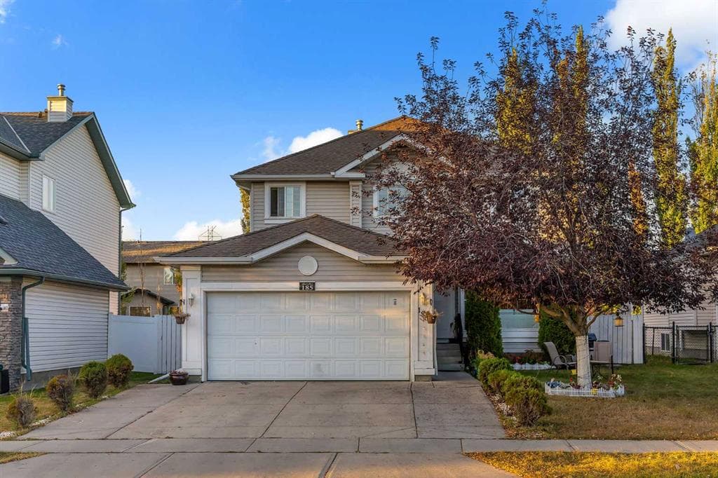 7-bed Detached for sale at 185 West Lakeview Drive, Chestermere
