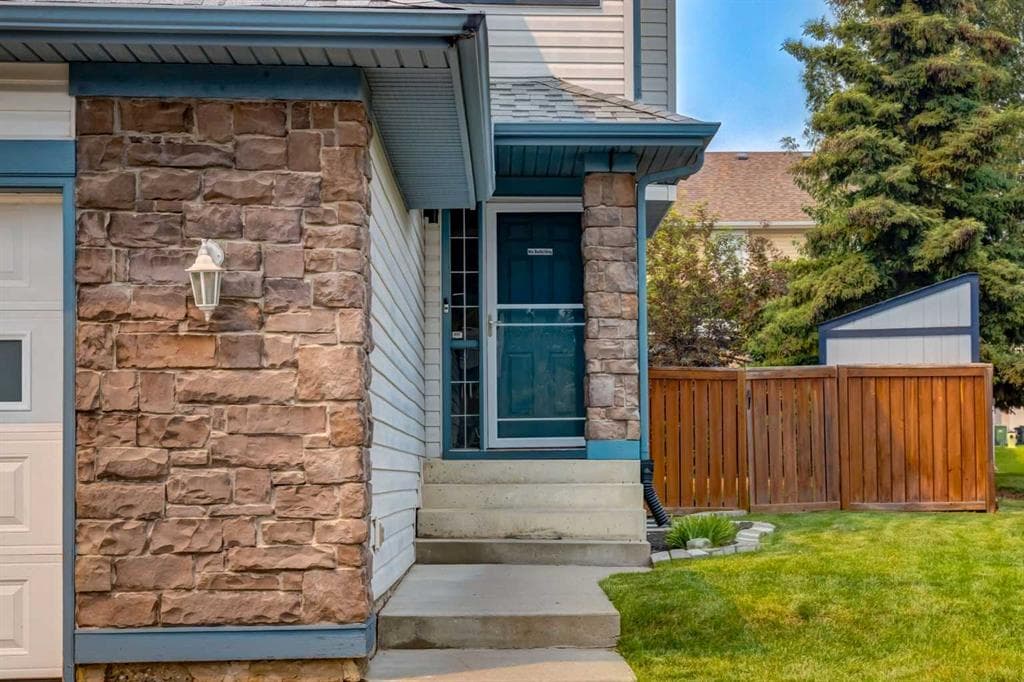3-bed Detached for sale at 156 Tuscany Meadows Close NW, Calgary