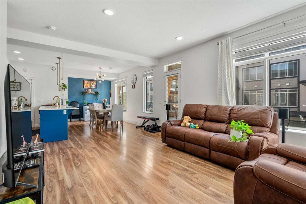 4367 Seton Drive SE — photo 1