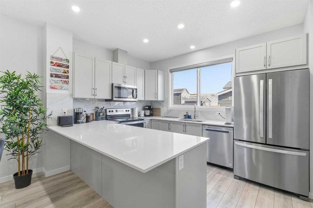 44 Amblefield Avenue NW — photo 1