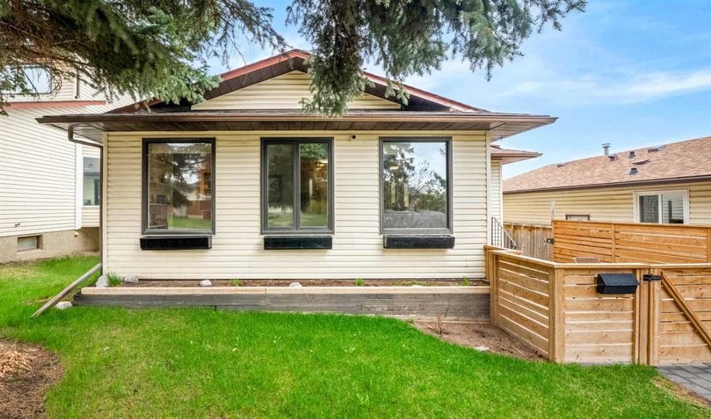 20 Bedwood Hill NE — photo 1