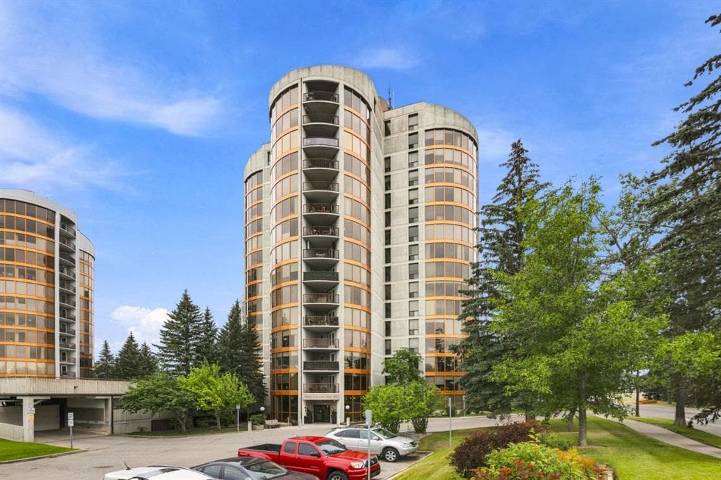 1-bed Apartment for sale at 3121, 7030 Coach Hill Road SW, Calgary