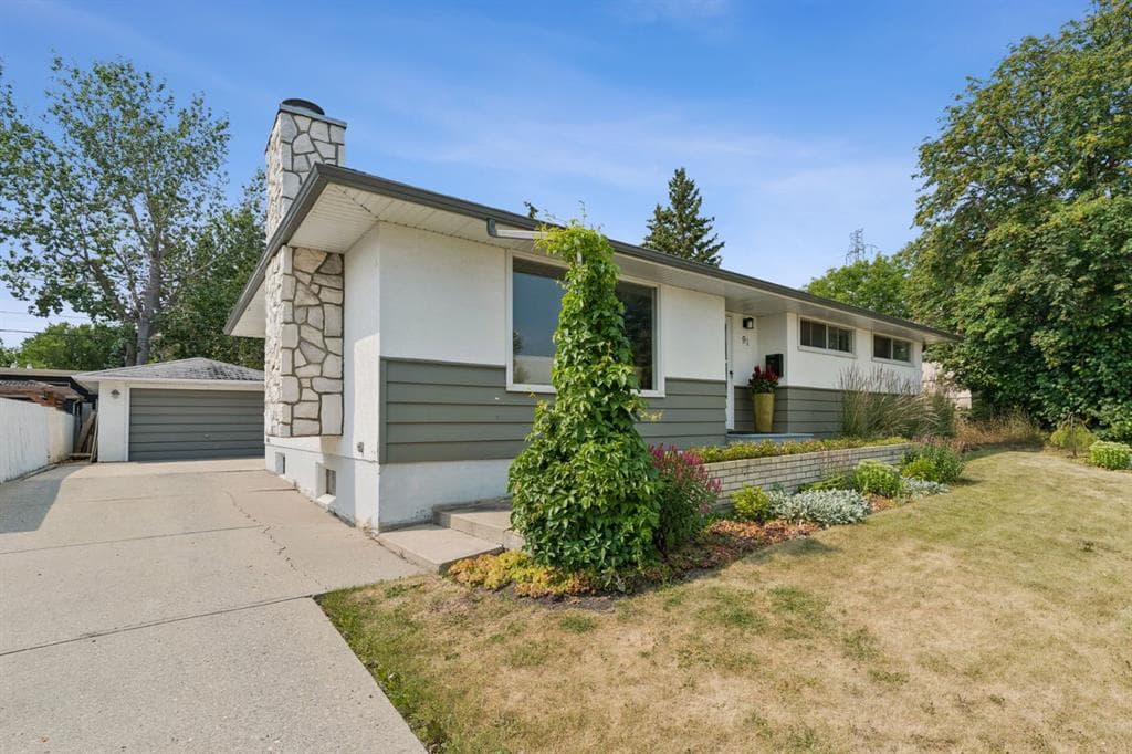 4-bed Detached for sale at 91 Winslow Crescent SW, Calgary