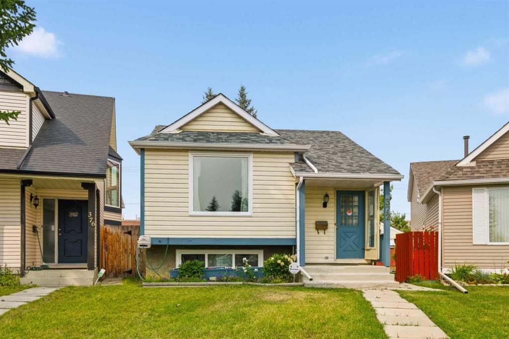 3-bed Detached for sale at 372 Woodfield Place SW, Calgary
