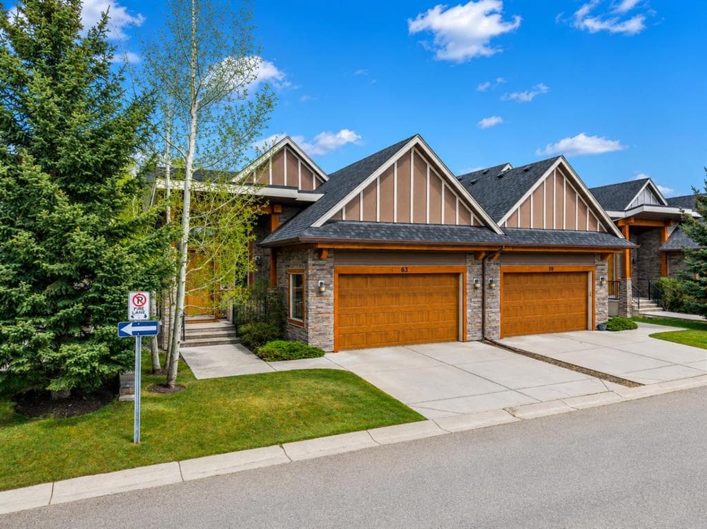 63 Cortina Villas SW — photo 1