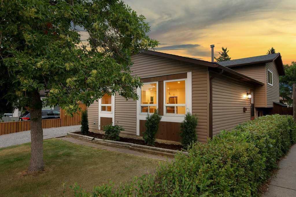 20 Bernard Way NW — photo 1