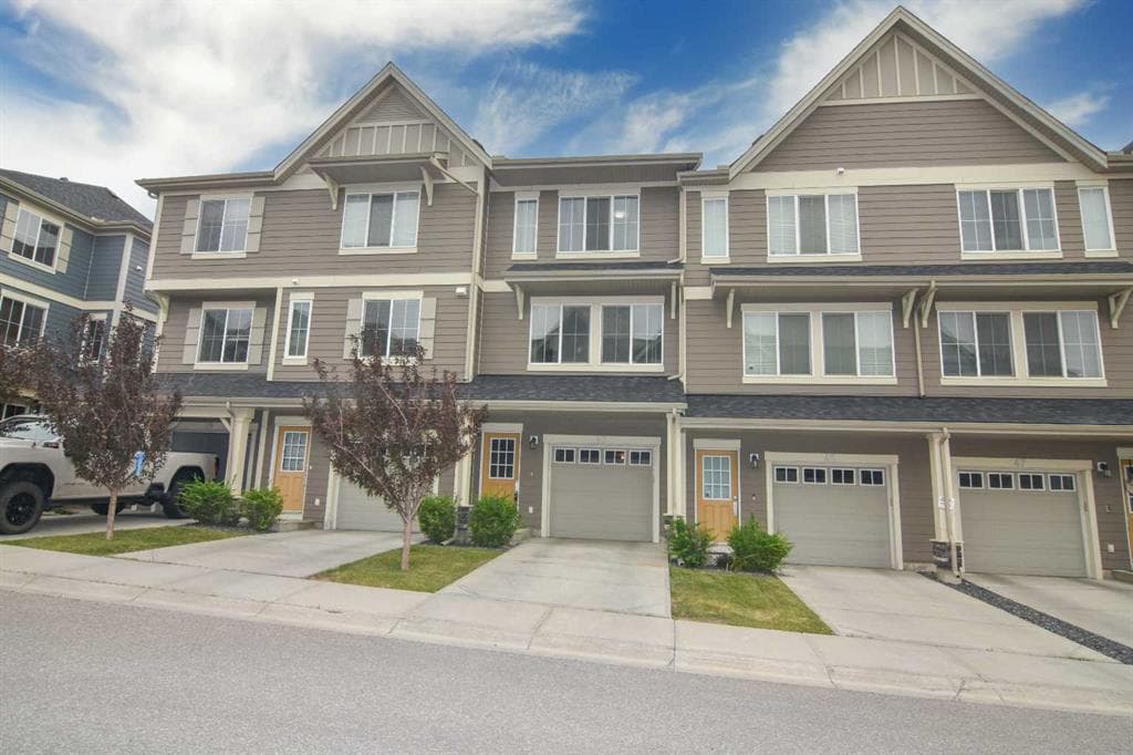 43 Kinlea Common NW — photo 1