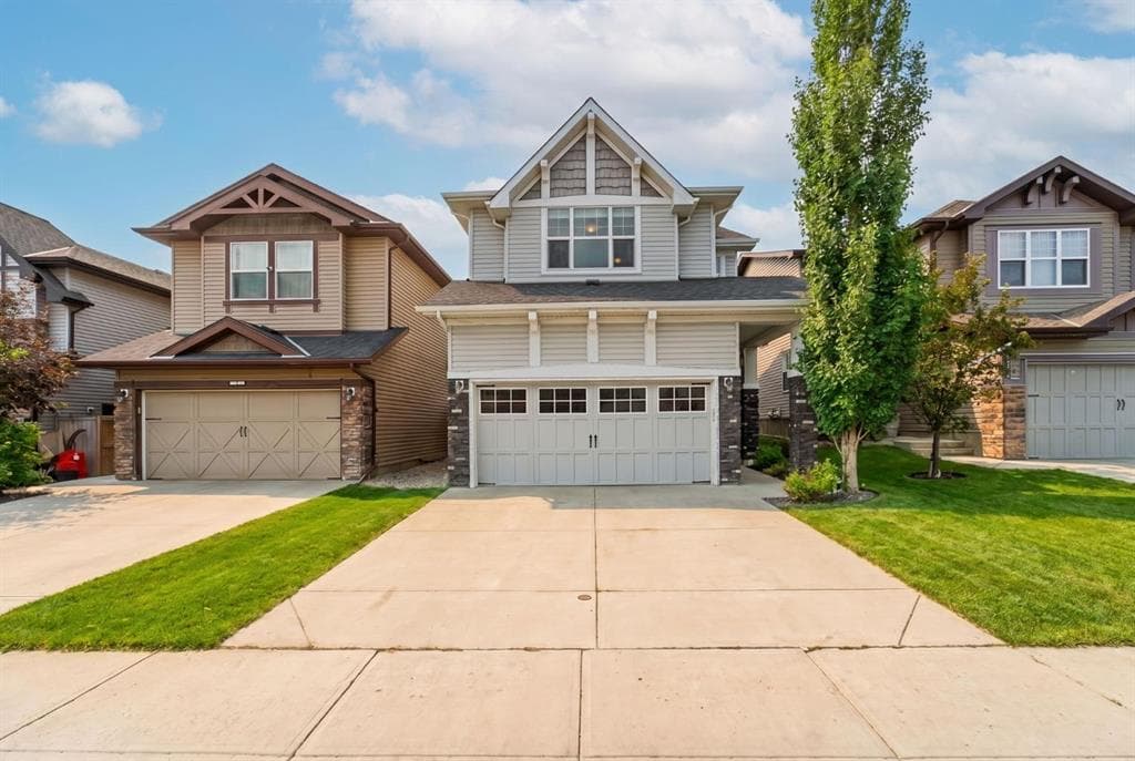 4-bed Detached for sale at 174 Morningside Circle SW, Airdrie