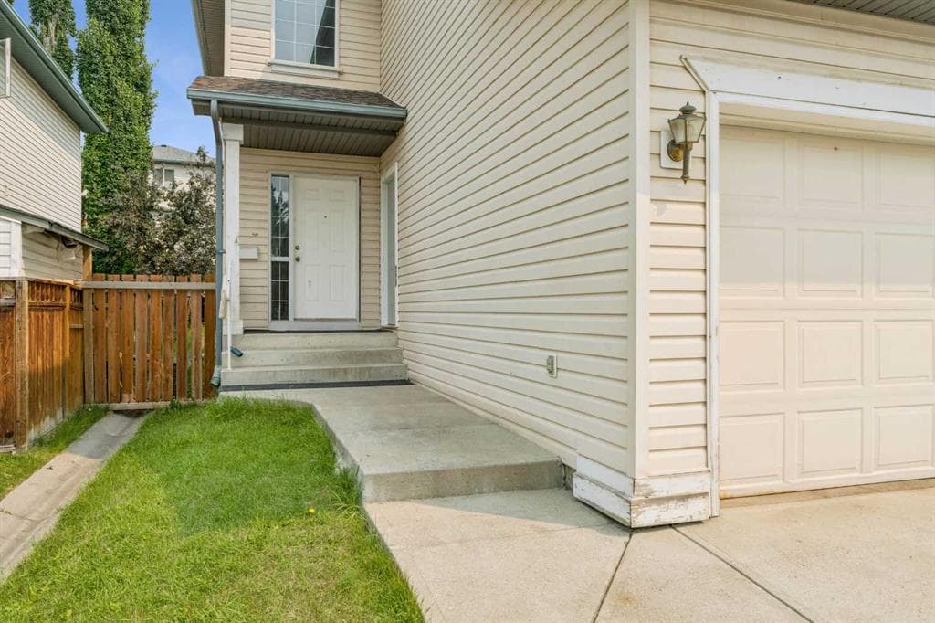 181 Tuscarora Place NW — photo 1