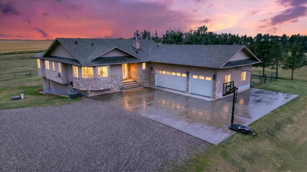 5-bed Detached for sale at 114 South Shore Point, Rural Rocky View County