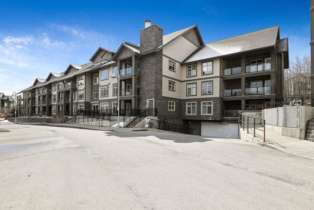 2-bed Apartment for sale at 313, 25 Aspenmont Heights SW, Calgary