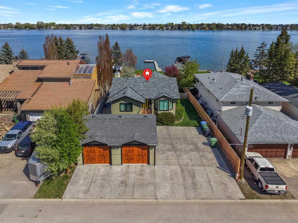 5-bed Detached for sale at 760 West Chestermere Drive, Chestermere