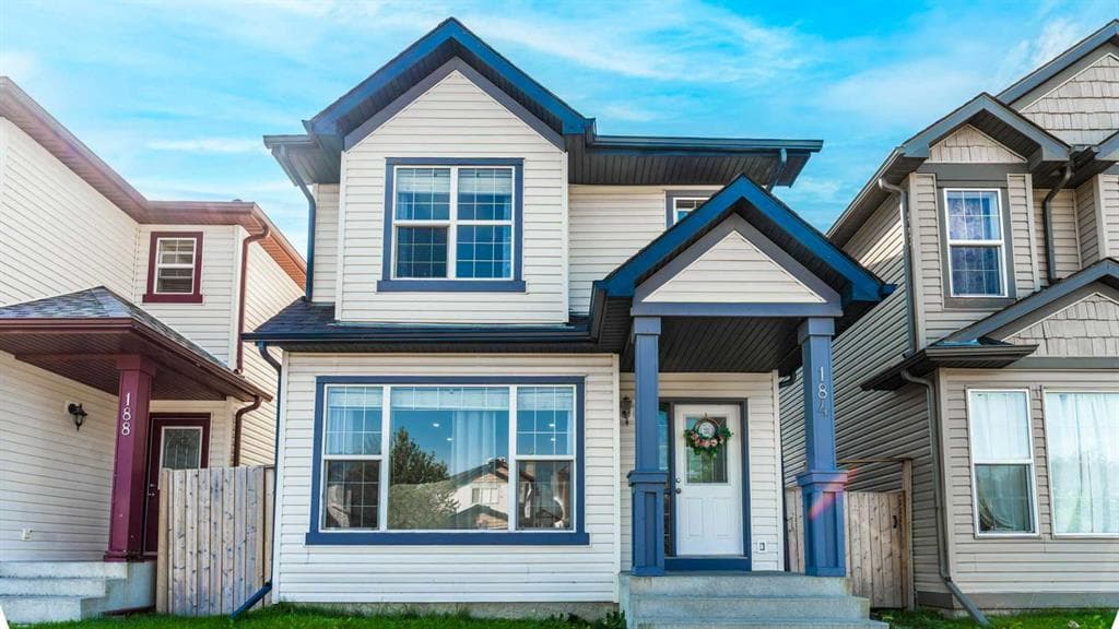 184 saddlecrest Place NE — photo 1