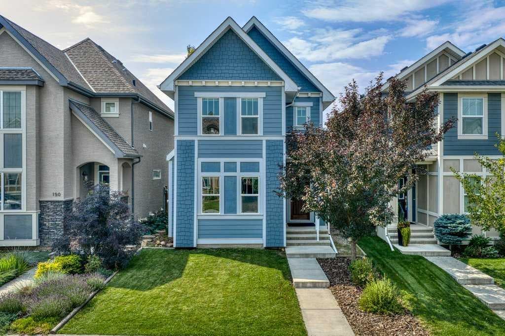 146 Mahogany Grove SE — photo 1