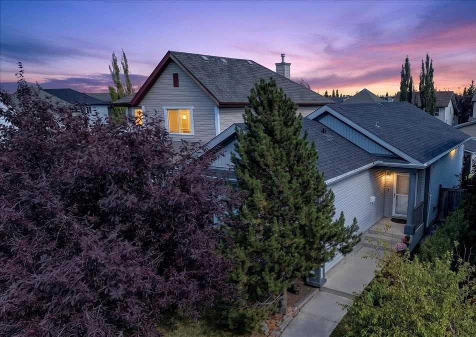 4-bed Detached for sale at 23 Copperfield Rise SE, Calgary