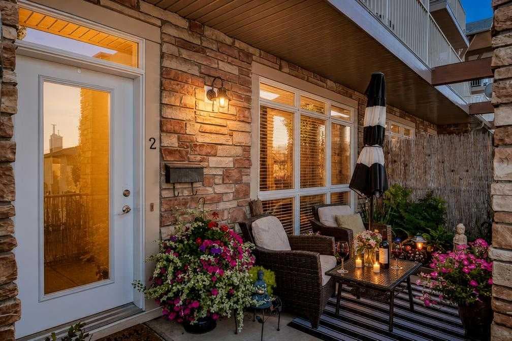 1-bed Apartment for sale at 2, 140 Rockyledge View NW, Calgary