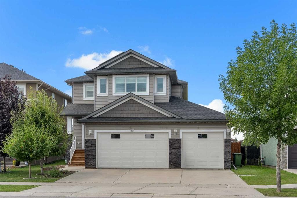353 Kinniburgh Boulevard — photo 1