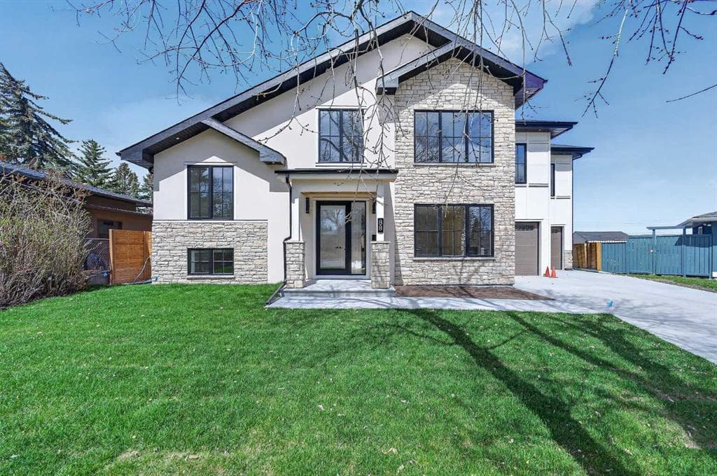88 Woodlark Drive SW — photo 1