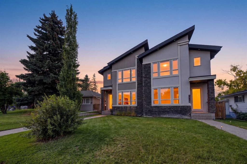 4-bed Semi-detached for sale at 2413B Richmond Road SW, Calgary