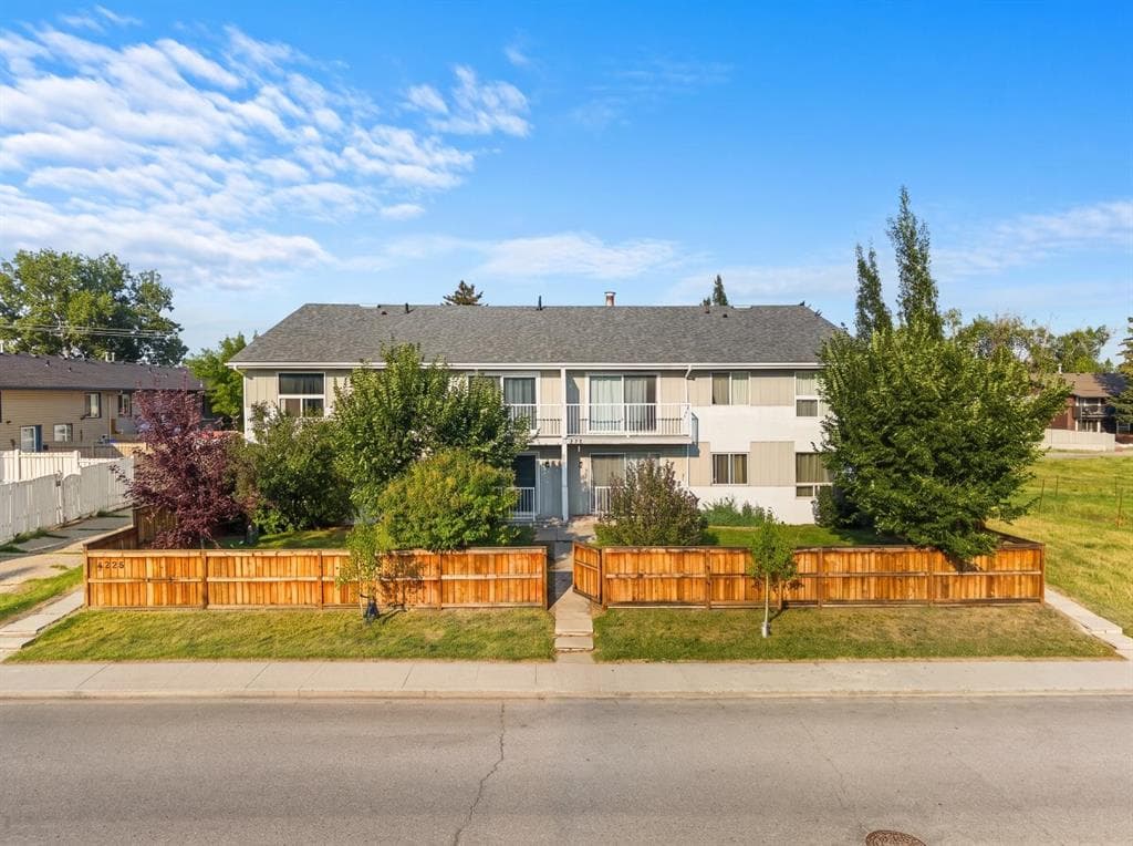 1-bed Apartment for sale at 5, 4328 75 Street NW, Calgary