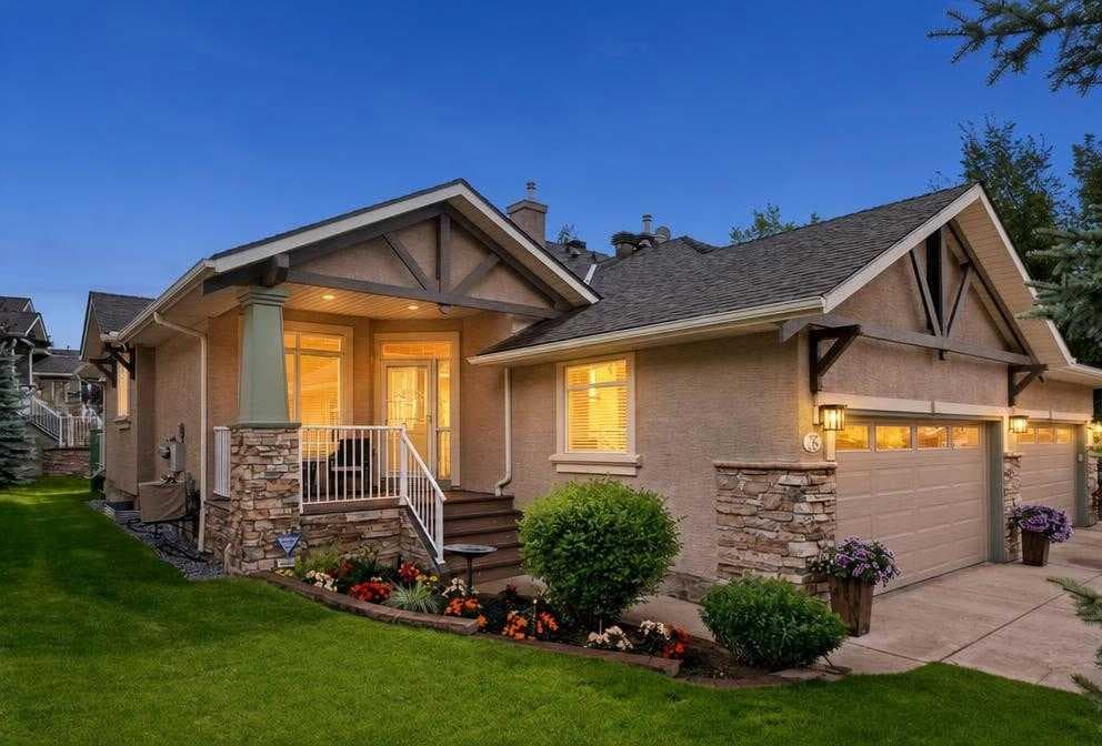 2-bed Semi-detached for sale at 36 Discovery Woods Villas SW, Calgary