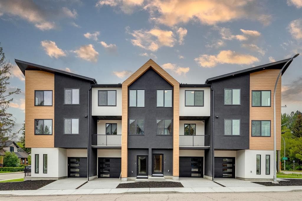 3-bed Townhouse for sale at 97 23 Street NW, Calgary