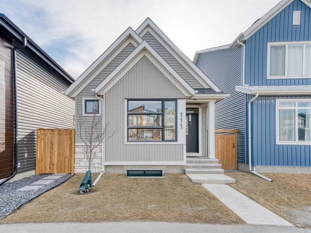 111 Haskayne Drive NW — photo 1