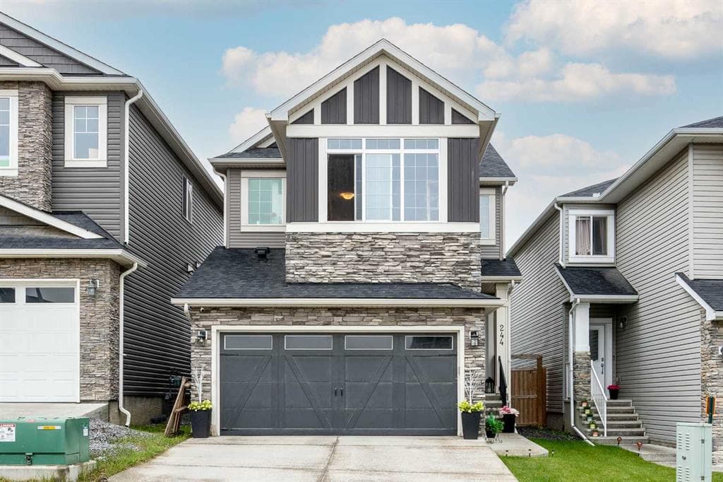 244 Nolanhurst Crescent NW — photo 1