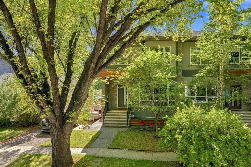 3-bed Semi-detached for sale at 433 21 Avenue NW, Calgary