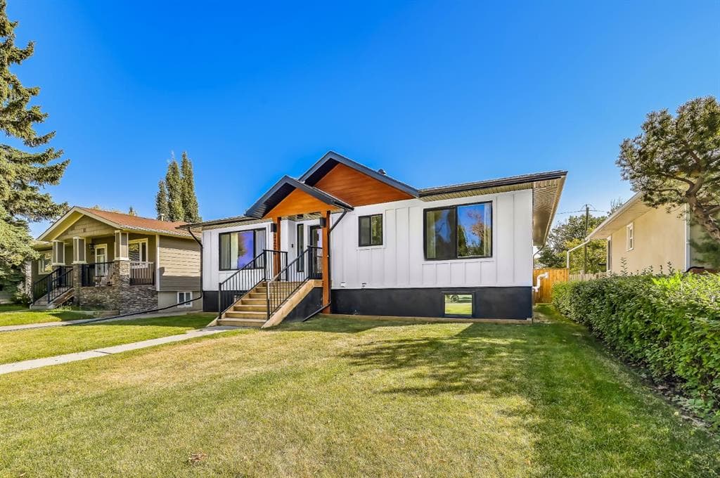 3224 24A Street SW — photo 1