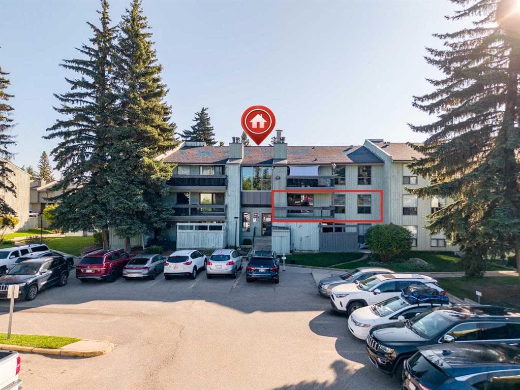 425, 10120 Brookpark Boulevard SW — photo 1
