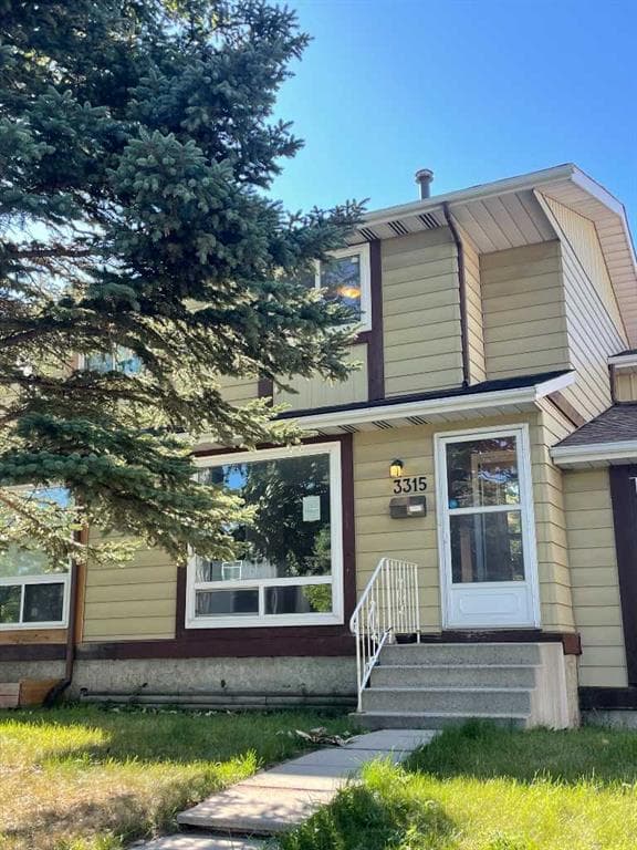 2-bed Townhouse for sale at 3315 56 Street NE, Calgary