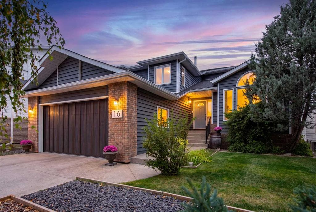 4-bed Detached for sale at 16 Evergreen Gardens SW, Calgary