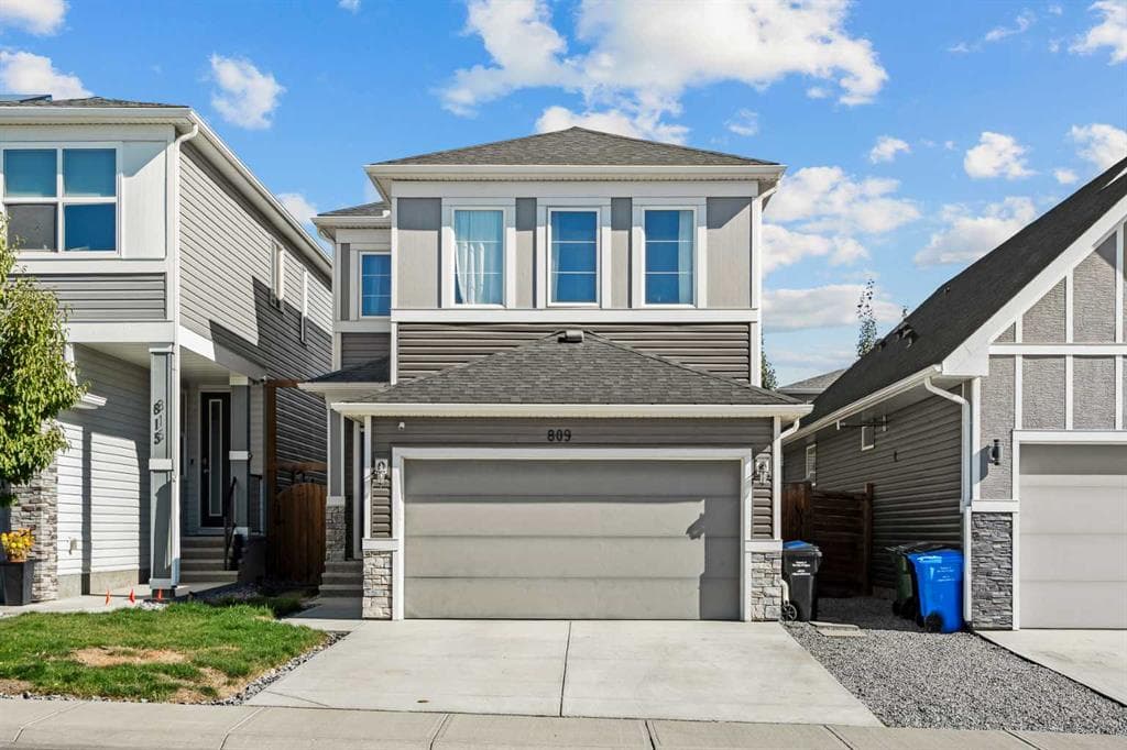 809 Seton Circle SE — photo 1