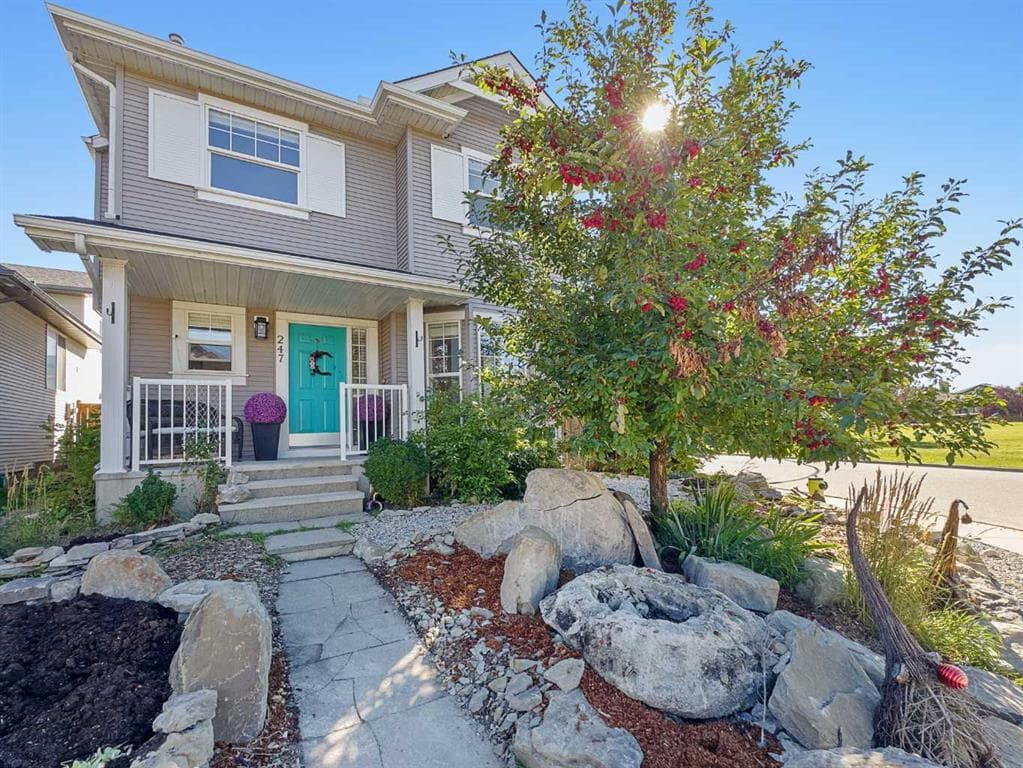 4-bed Detached for sale at 247 Cranberry Place SE, Calgary