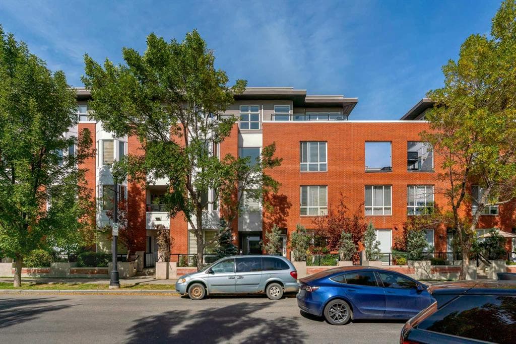 2-bed Apartment for sale at 302, 830 Centre Avenue NE, Calgary