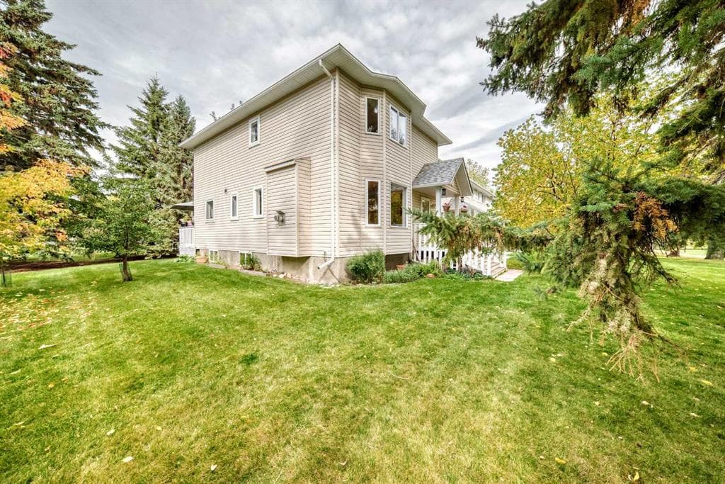 555 Killarney Glen Court SW — photo 1