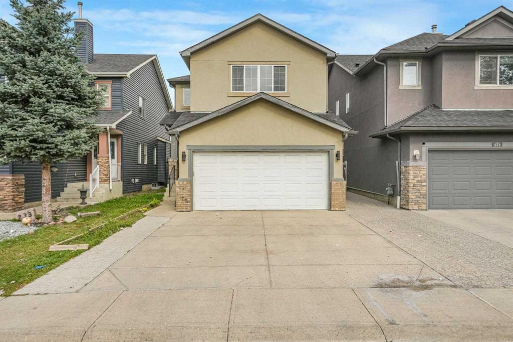 237 Saddlecrest Way NE — photo 1
