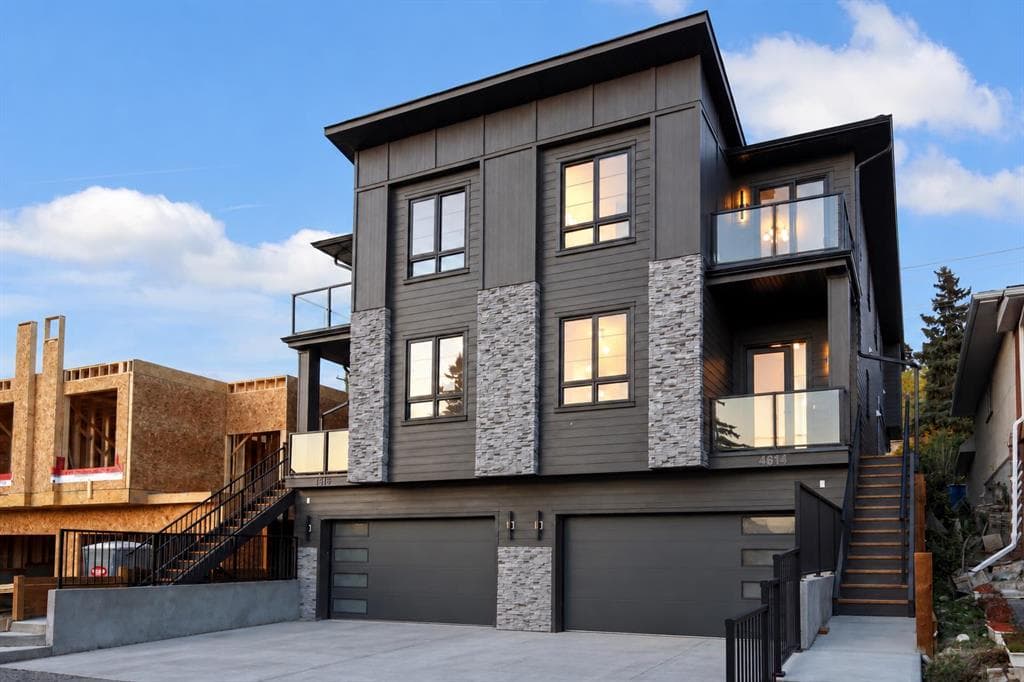 4-bed Semi-detached for sale at 4614 22 Avenue NW, Calgary